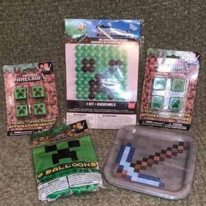 Minecraft small birthday party favors/decorations new